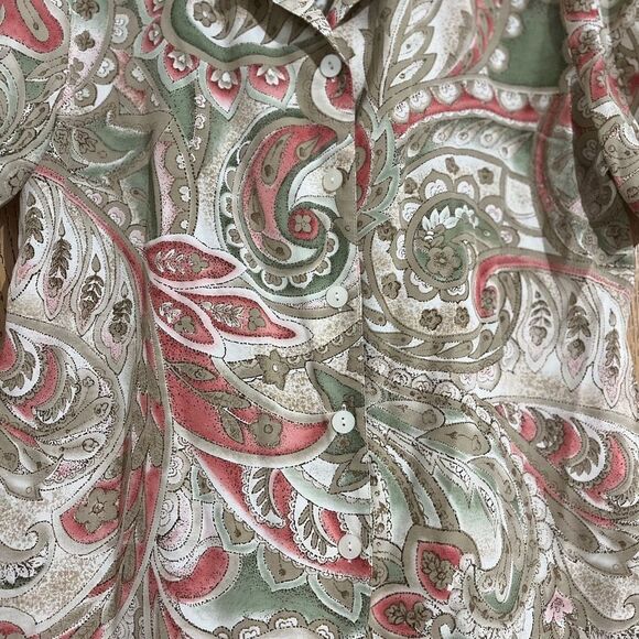 Alfred Dunner Women’s Multi Paisley Print Button Down Short Sleeve Shirt Sz-10 - Picture 2 of 6